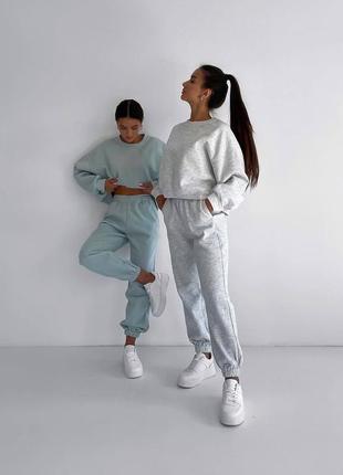 Спортивный костюм2 фото