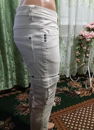 Новые джинсы карго с удобными карманами по бокам от next