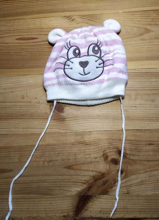 Теплая детская шапочка на 41-43 см в новом состоянии