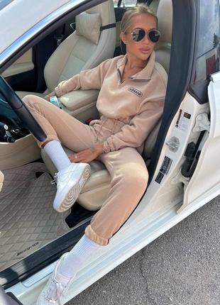 Спортивний костюм adidas