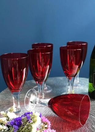 Набор бокалов для вина из цветного красного  стекла ред-кап 300 мл