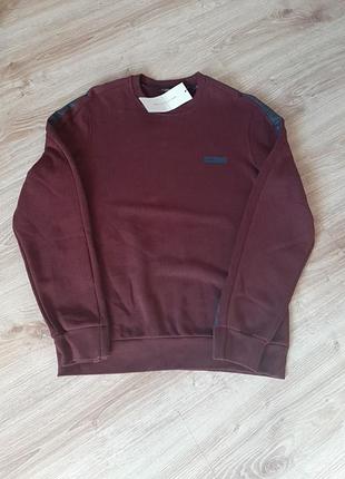 Толстовка свитр