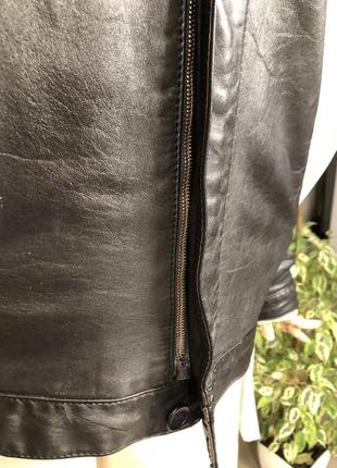 Черная кожаная курточка авиатор  бомбер5 фото