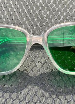 Зеленые очки при глаукоме в пластиковой оправе1 фото