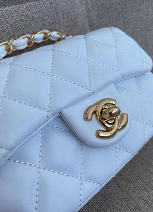 Женская сумка-клатч в стиле chanel mini white5 фото