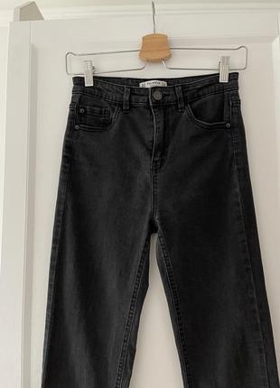 📎 сірі джинси з високою талією pull&bear.7 фото
