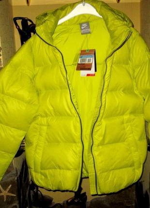 Пуховик nike anthem 700 down jacket,раз м , 85% пуха,вьетнам