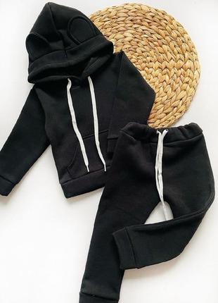 Теплый спортивный костюм на мальчика и девочку. трехнитка с начесом