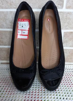 Туфлі-балетки clarks 37р
