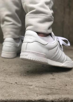 Кроссовки adidas calabasas white10 фото