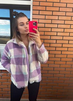 Красива стильна модна зручна жіноча трендова базова рубашка бомбер тепла рубаха із рукавами в клітку