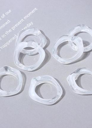Пластикові кольца 5
