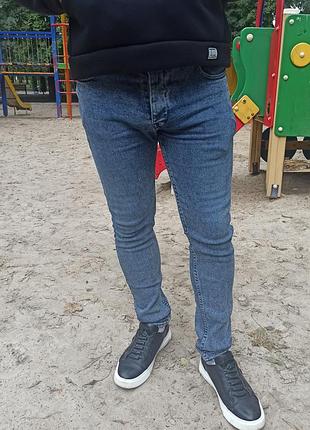 Чолові джинси