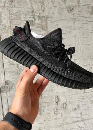 Женские кроссовки adidas yeezy boost 350 v2 black no reflective premium (рефлективные шнурки)