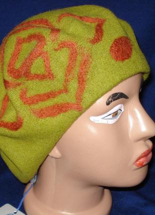 Берет с абстрактным узором rabionek