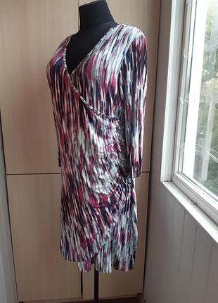 Вискозное платье большого размера.