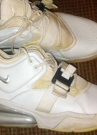 43-27.-28 см кроссовки nike