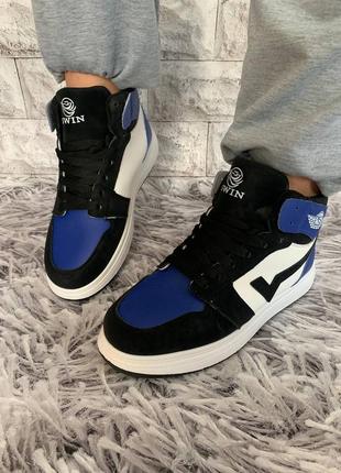 Высокие кеды, кроссовки, хайтопы