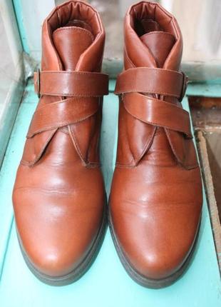 Стильні рудо-коричневі шкіряні черевики з утепленням