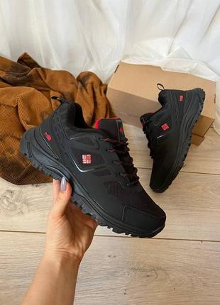 Кросівки на осінь