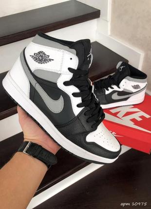 Кросівки nike air jordan 1 retro white grey black1 фото