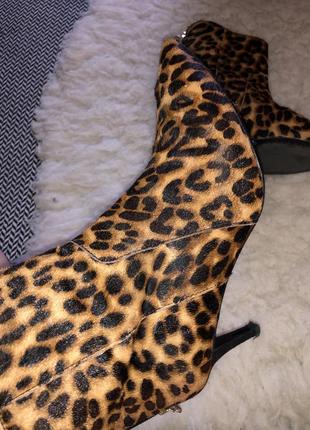 Киттен хил леопардовые анимал сапоги ботинки каблук шпилька ворс шерсть9 фото