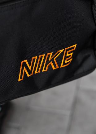 Мужская спортивная сумка дорожная найк nike orange черная для поездок и тренировок вместительная2 фото