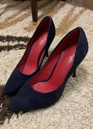 Туфлі лодочки