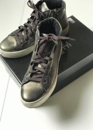 Фірмові черевики кеди натуральна шкіра2 фото