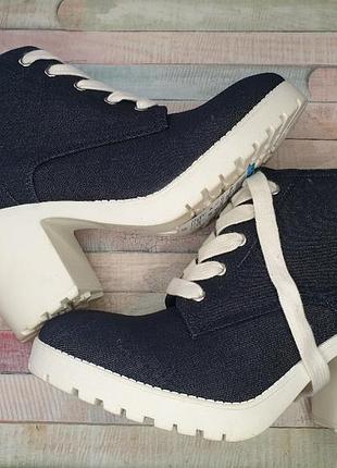 Сапожки limited