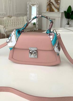Женская пудровая сумочка