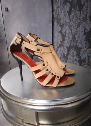 Cesare pacciotti оригінал босоніжки сандалі