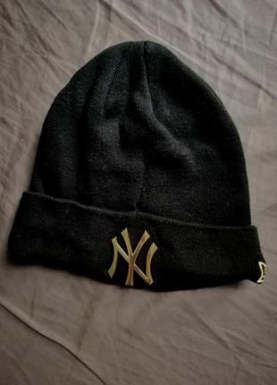 Чорна катонова шапка кежуал з відворотом