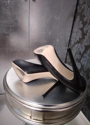 Le silla оригінал туфлі шкіряні чорні ідеальні5 фото