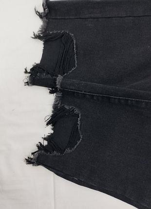 Черный джинсы рваные mom бойфренды высокая посадка4 фото