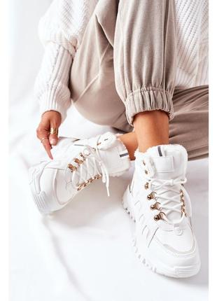 Жіночі шкіряні зимові черевики на хутрі
