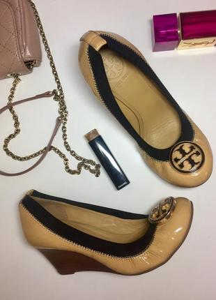 Туфли лак tory burch