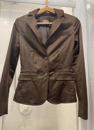 Суперовий піджак