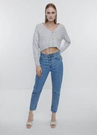 Джинси mom fit із потертостями reserved трендові джинси світлі.
