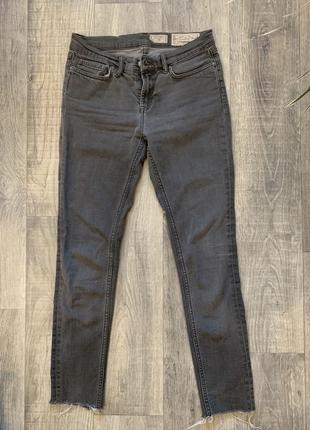 Светло серые джинсы от бренда ashby1 фото