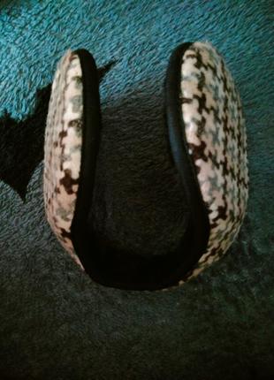 Потилочні навушники