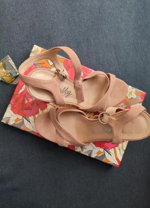 Женские босоножки6 фото