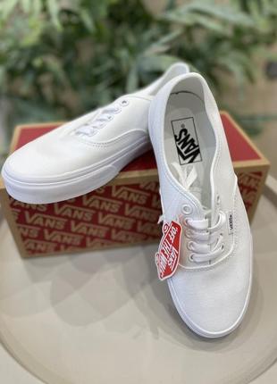 Оригінальні білі жіночі кеди vans2 фото