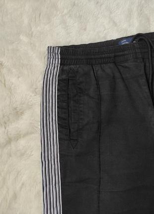 Чорні чоловічі щільні джинси кроп укорочені з білими смужками збоку лампасами по боках джогеры н5 фото