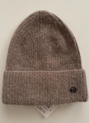 Стильна в‘язана шапка із ангори на флісі