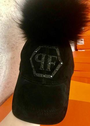 Кепки зимові ,бумбон, туреччина, бренд.