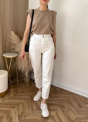 Молочні джинси із якісного плотного деніму розмір м