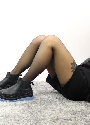Bottega veneta black blue mini массивные сапоги с мехом черные на голубой подошве ботинки натуральная кожа чорні сапожки ботега7 фото