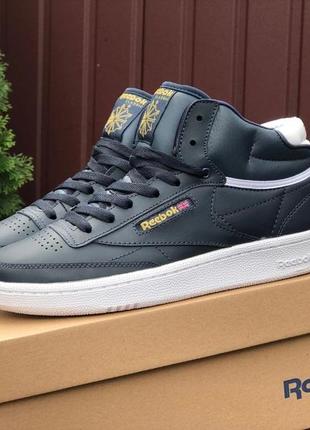 Женские высокие кожаные кроссовки reebok classic3 фото