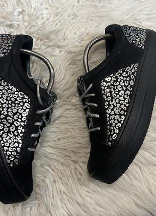 Туфлі на платформі